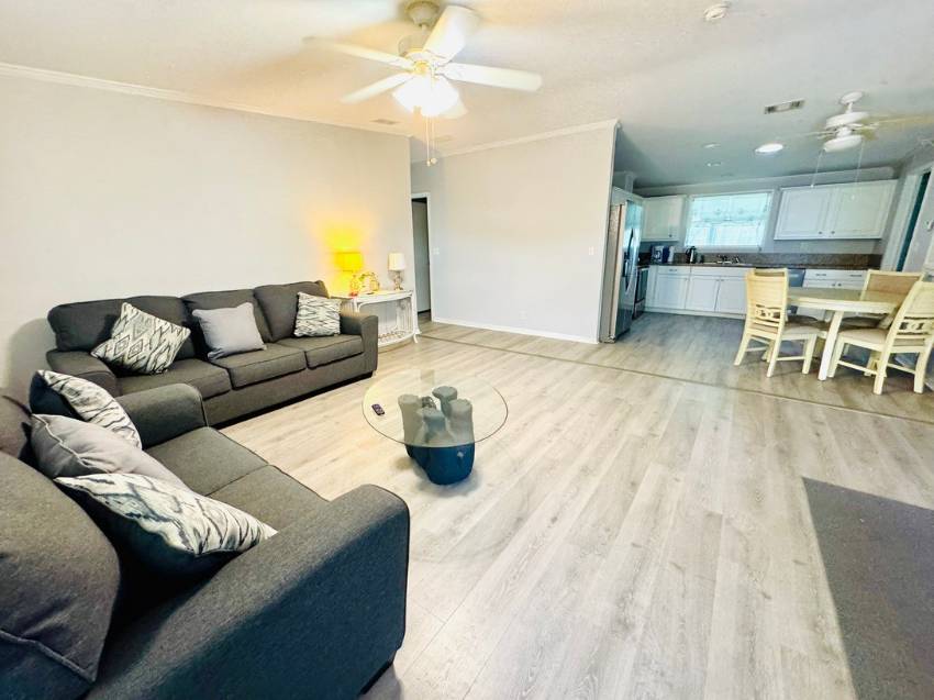 4746 Devonwood Ct. a Lakeland, FL Mobile or Manufactured Home for Sale
